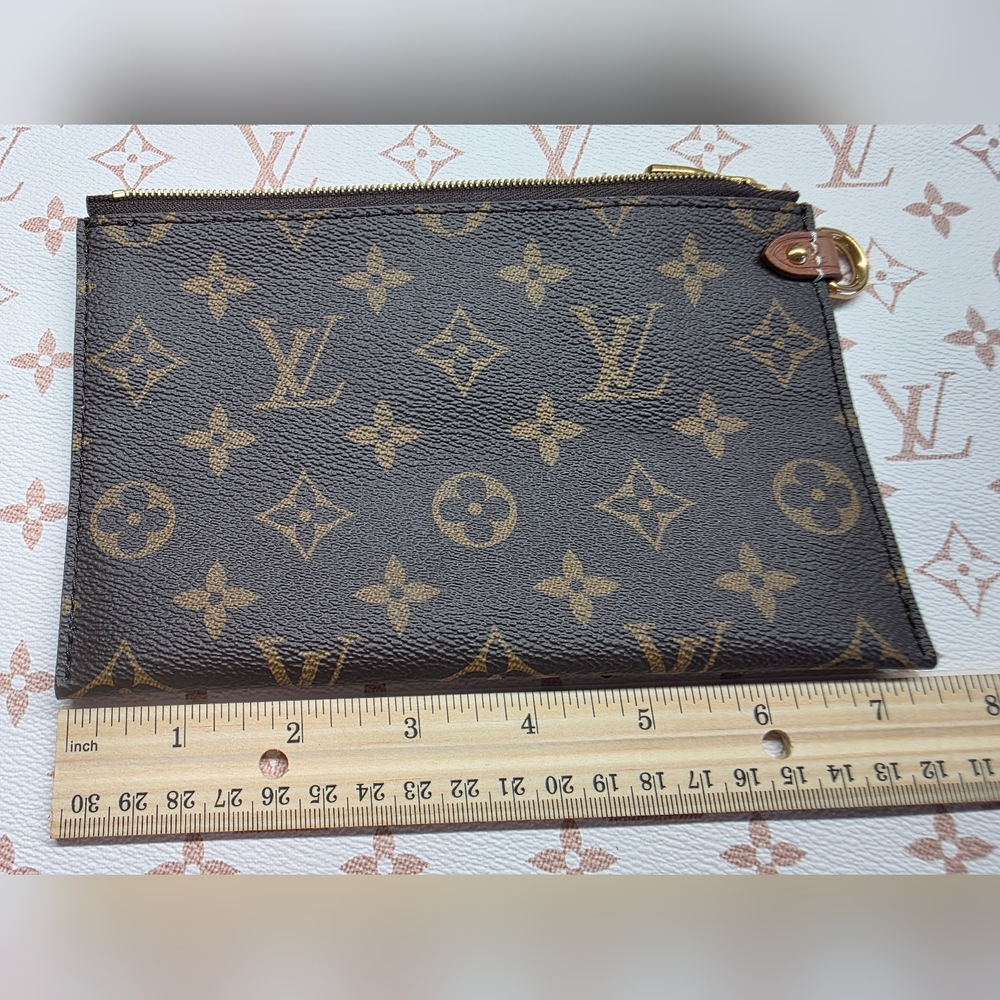 Louis Vuitton Brown and Tan Monogram Pouch No Strap - Picture 8 of 9